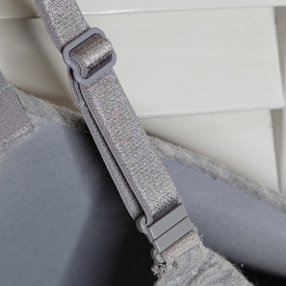 Victoria's Secret T-Shirt Lightly Lined Wireless Bra Heathered Gray PLUS 38B EUC - Picture 7 of 12